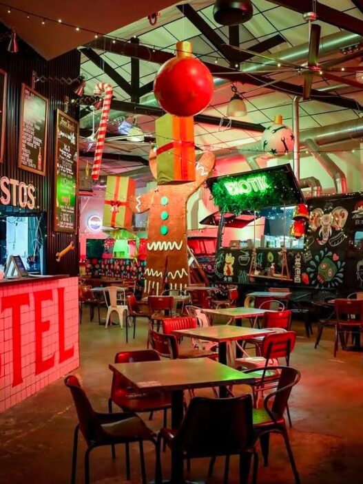 Disfruta de la Navidad con el Grinch en El Garaje Foodie